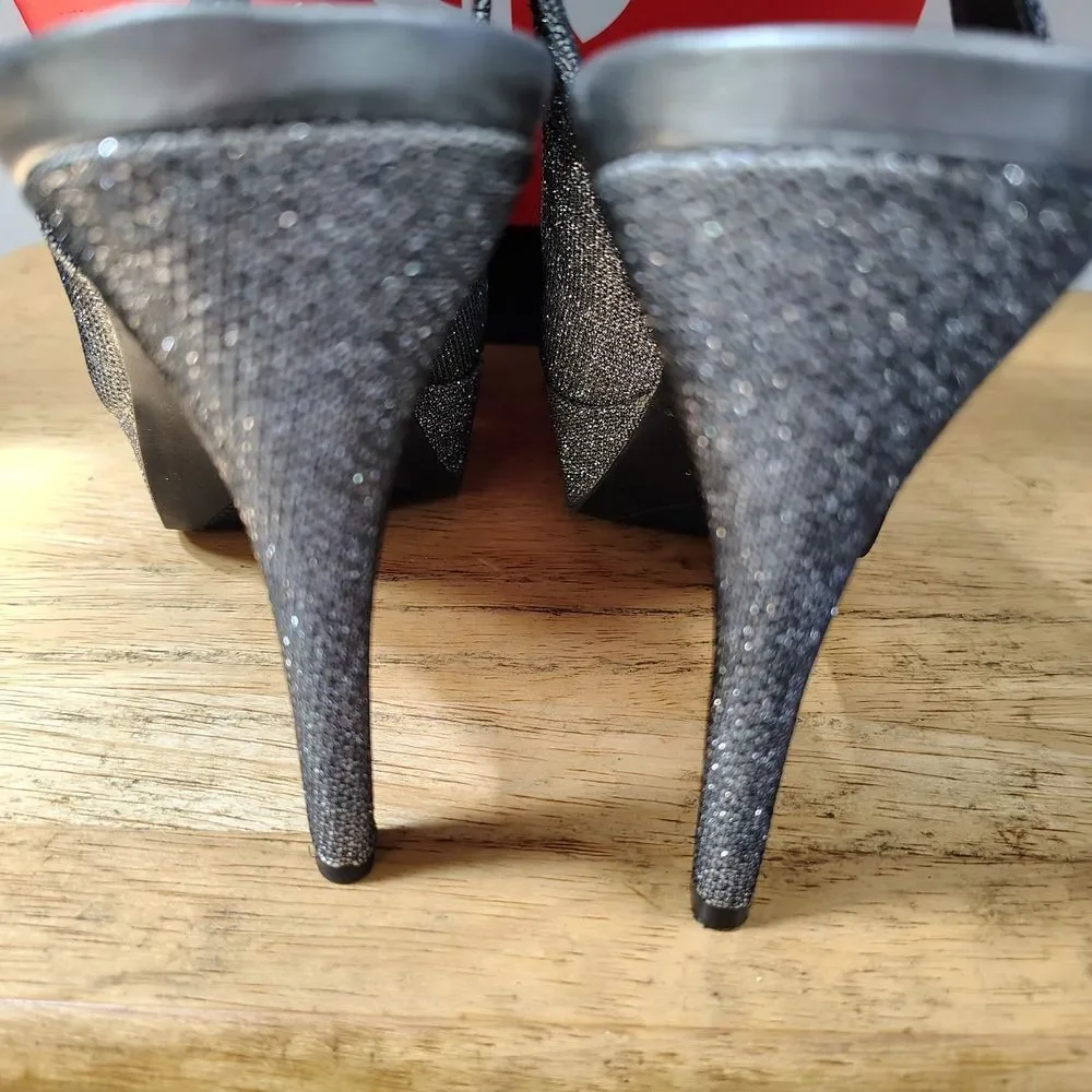 Guess Stylish Pewter Women's Heels Size 10 Heel 5